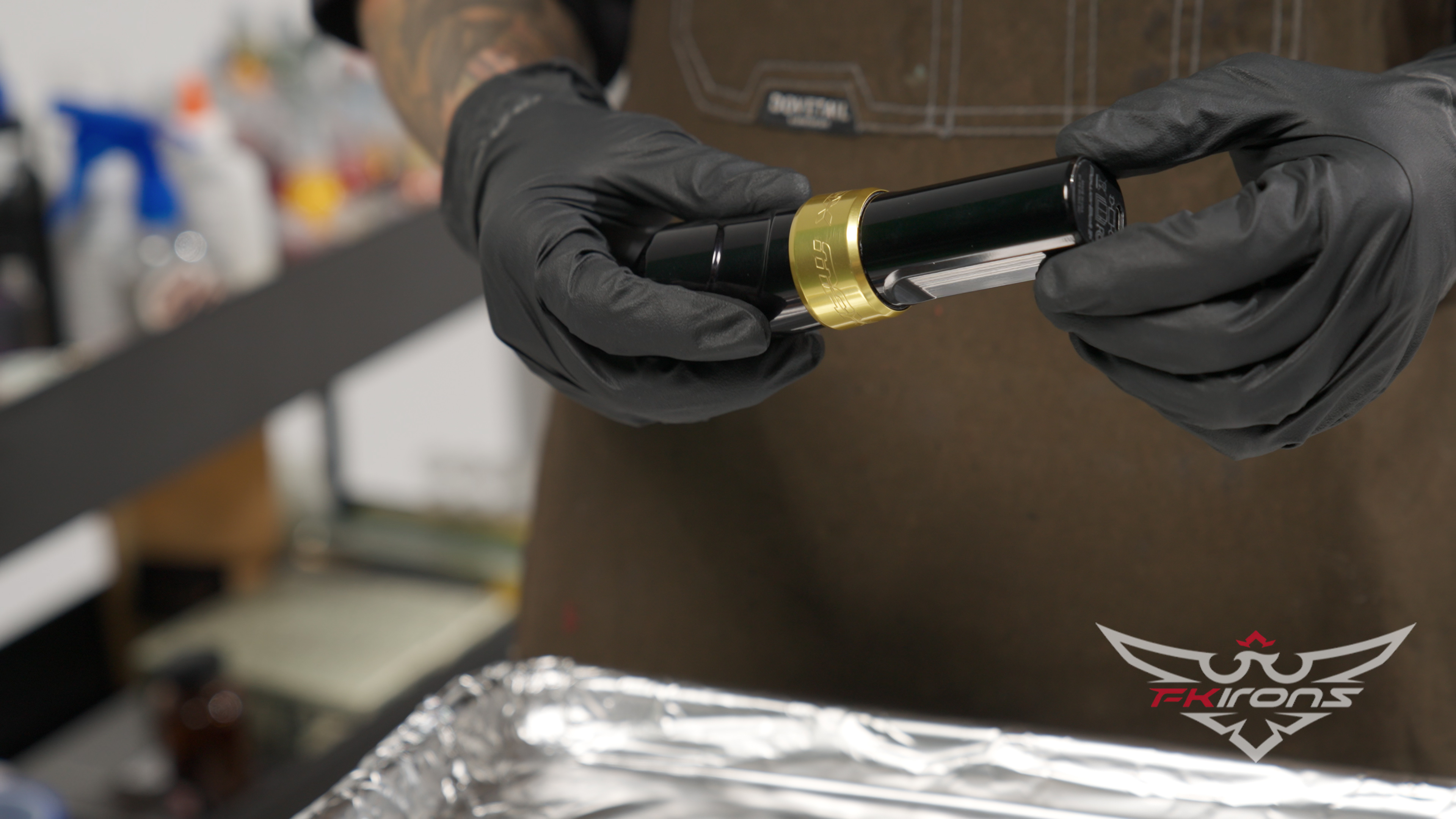 Gian's FK Irons machine close-up, the workhorse tool behind the station setup